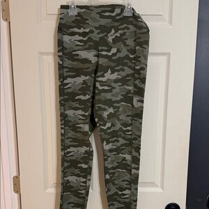 Pink Camo Leggings - Olive Green